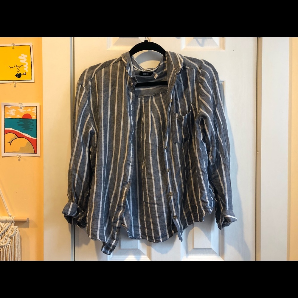BDG BUTTON UP